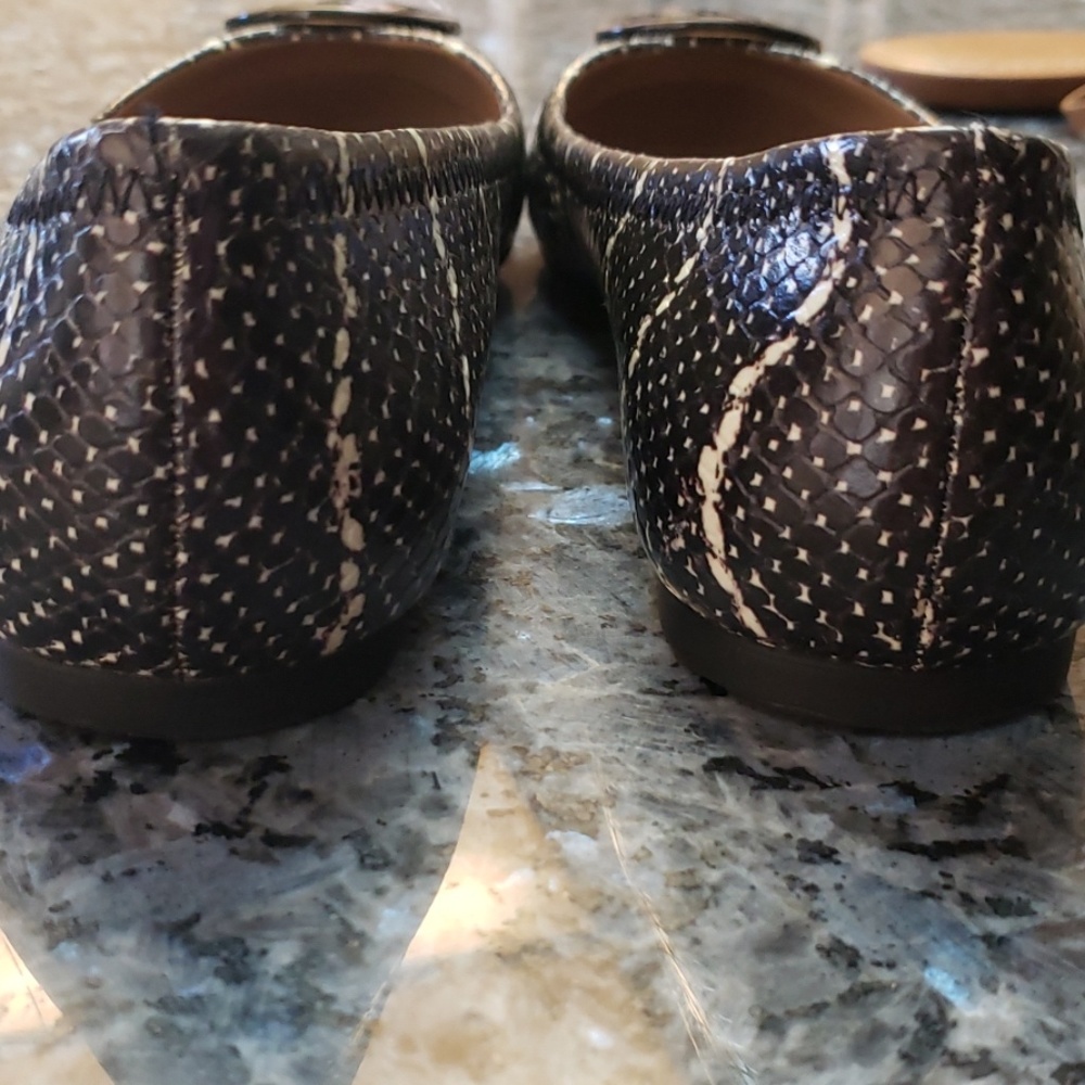 Beautiful shoe - Picture 3 of 4